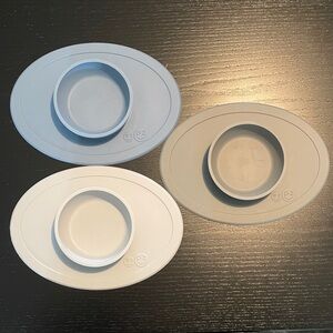 Set of Three EZPZ Silicone Suction Plates